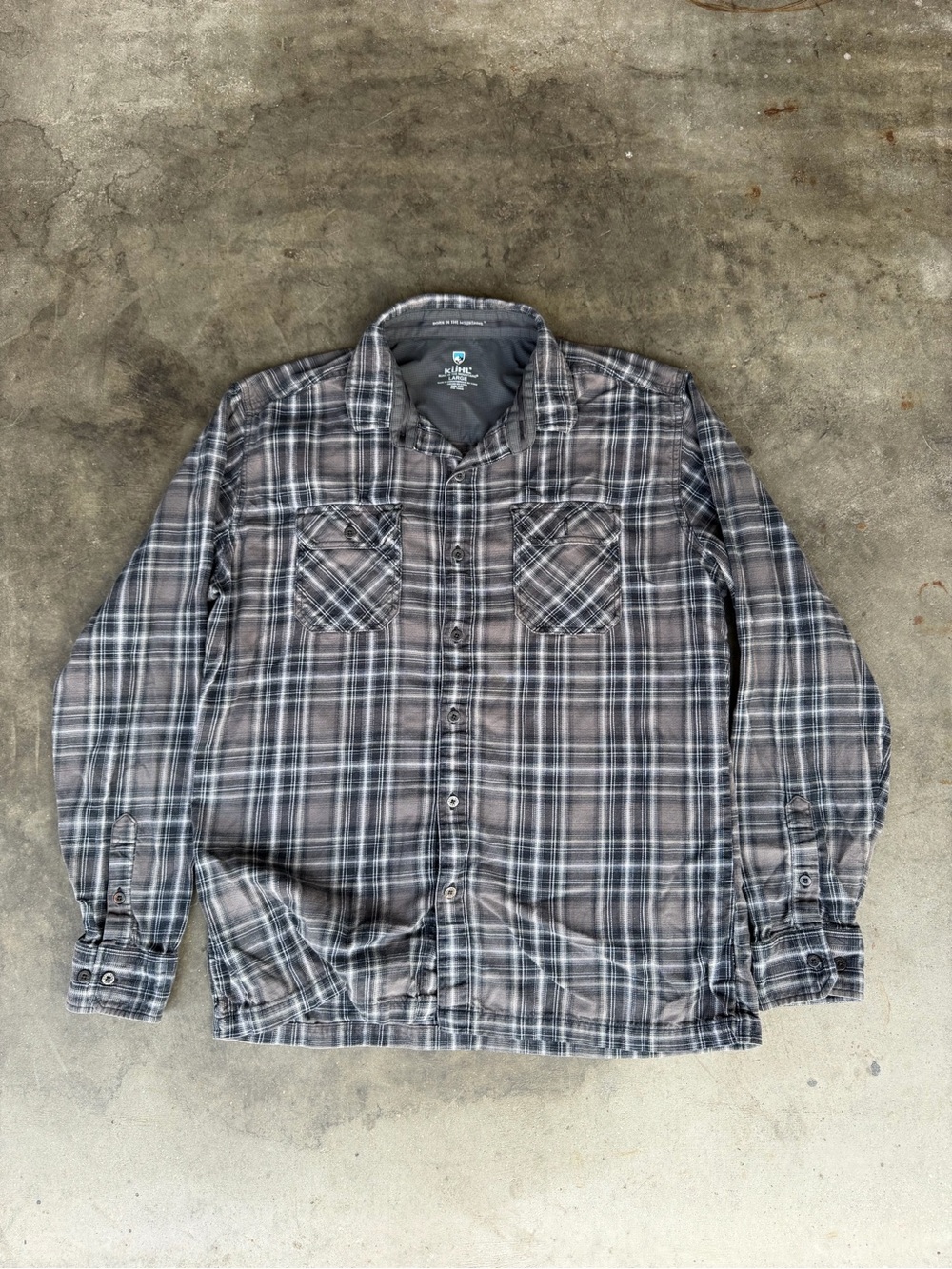Kuhl Mens Button Up Plaid Shirt Size Large Cotton Material Hiking Outdoors